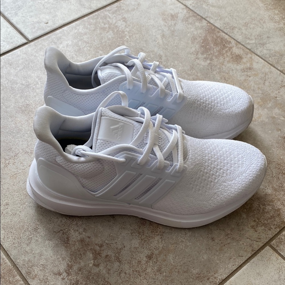 Adidas Women's Ubounce DNA Sneaker